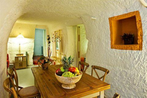 Casa cueva Alimoche
