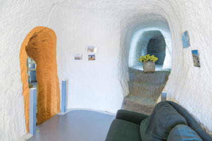 Cueva-alcaravan-bardenas-01